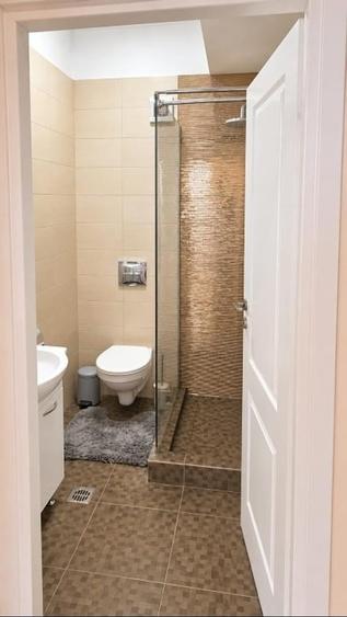 Apartament cu 3 camere decomandat, mobilat în Sisești