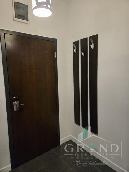 Apartament cu 2 camere semidecomandat, mobilat în Semicentral
