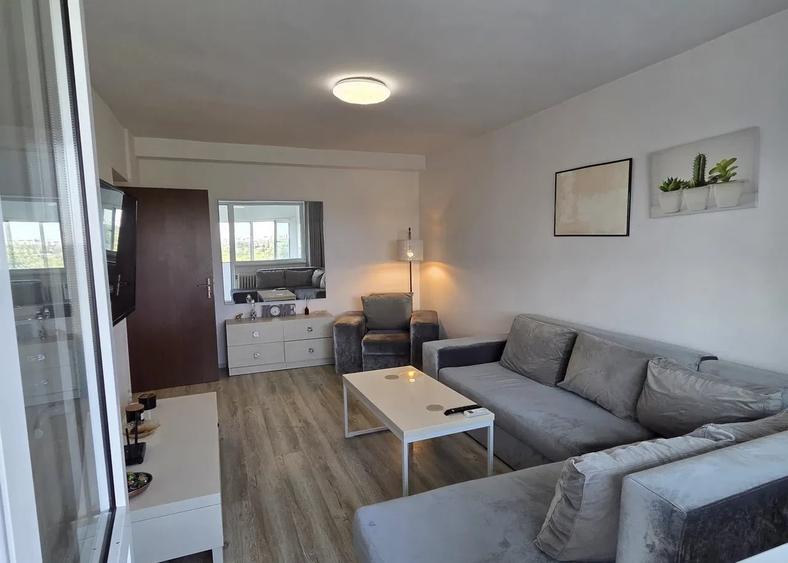 Apartament cu 3 camere decomandat, mobilat în Lacul Tei