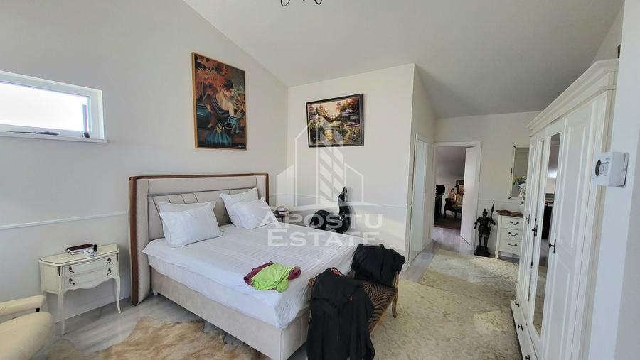 Duplex cu 6 camere cu Teren 350 Mp în Ghiroda