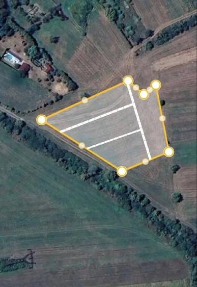 Teren de 4700 mp, în Culcea