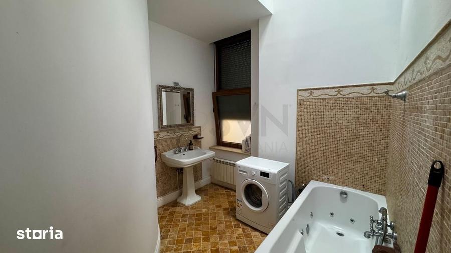 Apartament cu 4 camere în Tei