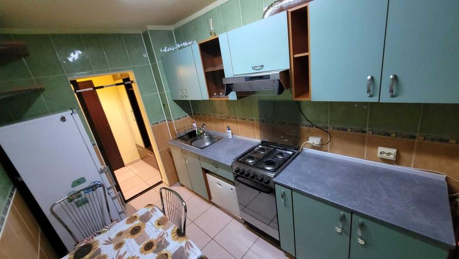 Apartament cu 2 camere decomandat în Lacul Tei