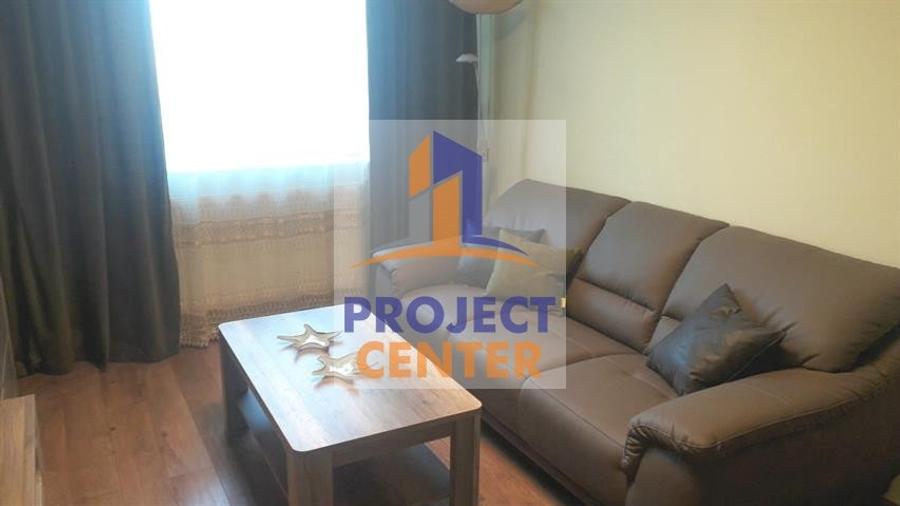 Apartament cu 3 camere decomandat, mobilat în Ultracentral