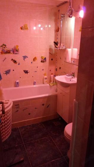 Apartament cu 2 camere decomandat în Giurgiului