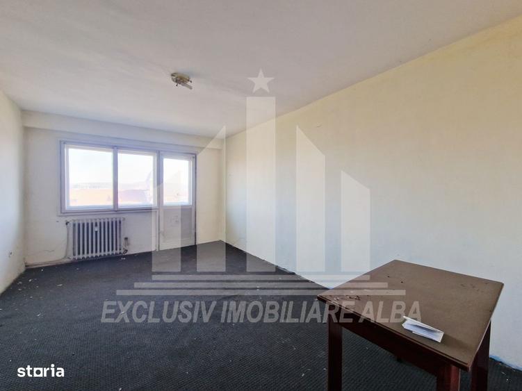Apartament cu 3 camere decomandat în Ultracentral