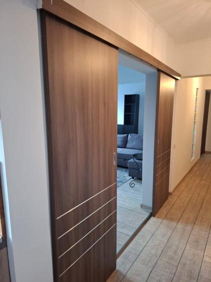Apartament semidecomandat în Rahova