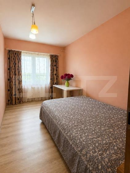 Apartament cu 3 camere decomandat, mobilat în Complex Studențesc