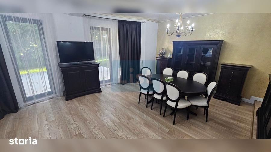 Casă cu 5 camere cu Teren 2400 Mp în Central