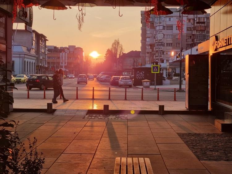 Apartament cu 2 camere nedecomandat în Vest