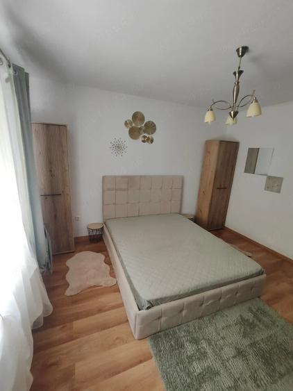 Casă cu 2 camere cu Teren 300 Mp în Central