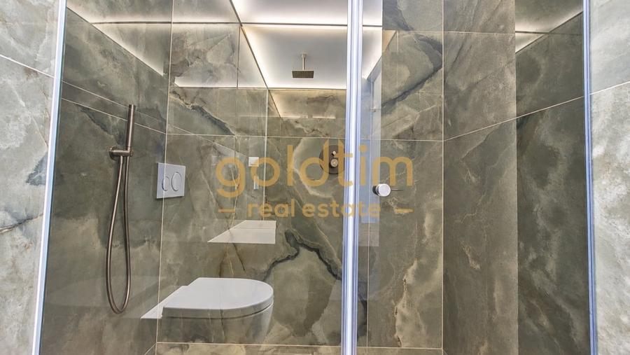 Apartament cu 4 camere semidecomandat, mobilat în Iancu Nicolae