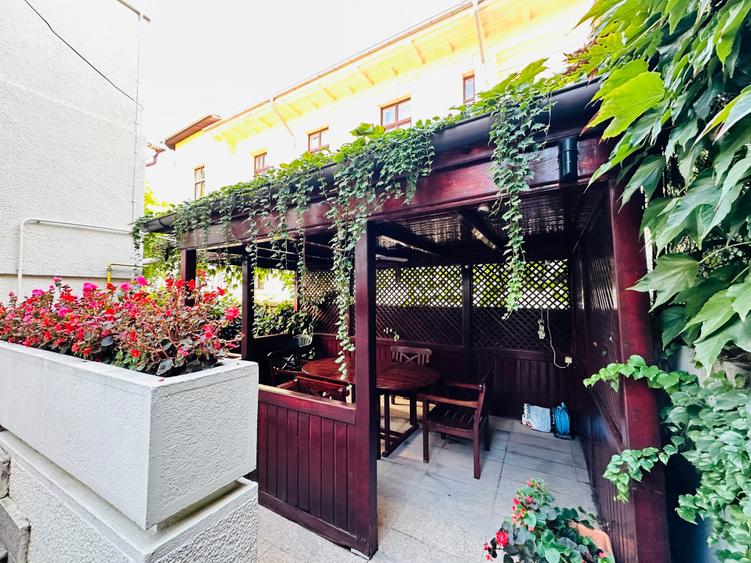 Apartament cu 2 camere semidecomandat în P-ța Dorobanți