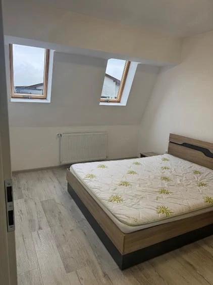 Apartament cu 3 camere în Tractorul