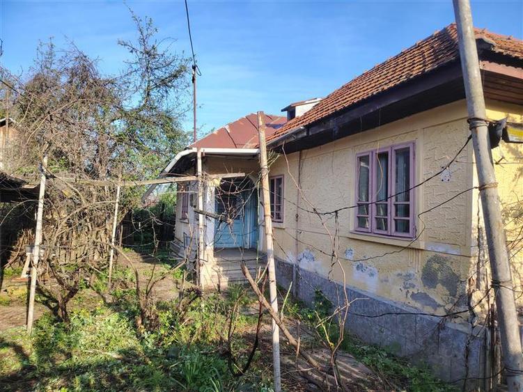 Casă individuală cu 3 camere cu Teren 670 Mp în Nord