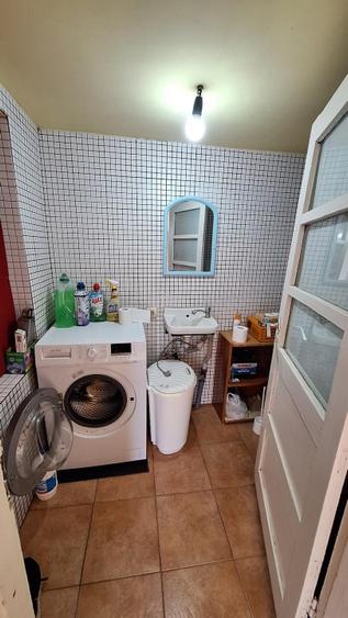 Casă individuală cu 3 camere cu Teren 1041 Mp în Valea Roșie