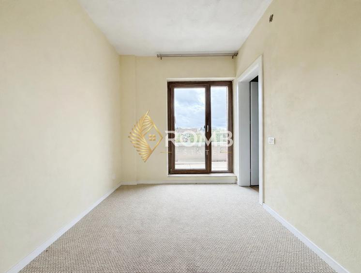 Apartament cu 3 camere semidecomandat, mobilat în Borhanci