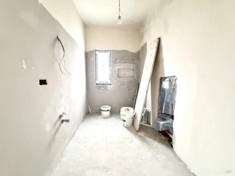 Casă cu 4 camere cu Teren 350 Mp în Giarmata
