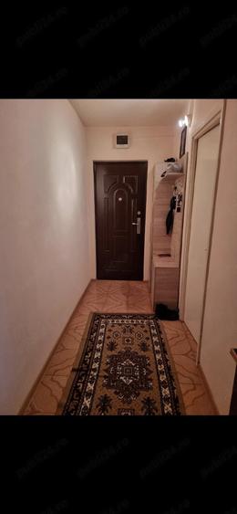 Apartament cu 2 camere semidecomandat în Nădrag