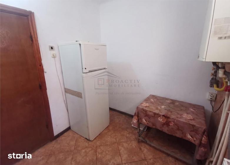Apartament cu 2 camere nedecomandat în Central
