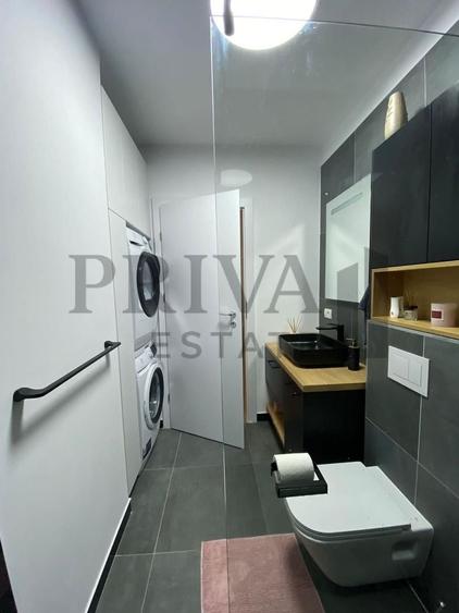 Apartament de lux, 2 camere, 62 mp + 13 mp terasa, loc de parcare - 13
