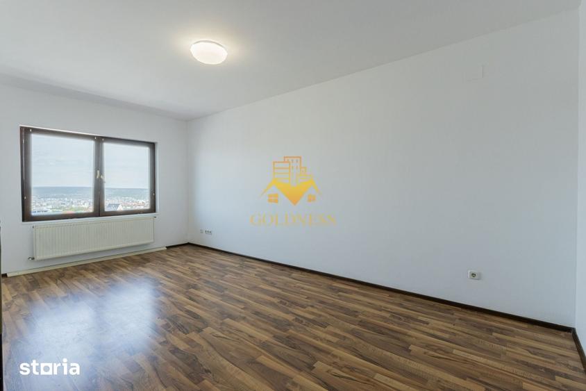 Apartament cu 4 camere semidecomandat în Bună Ziua