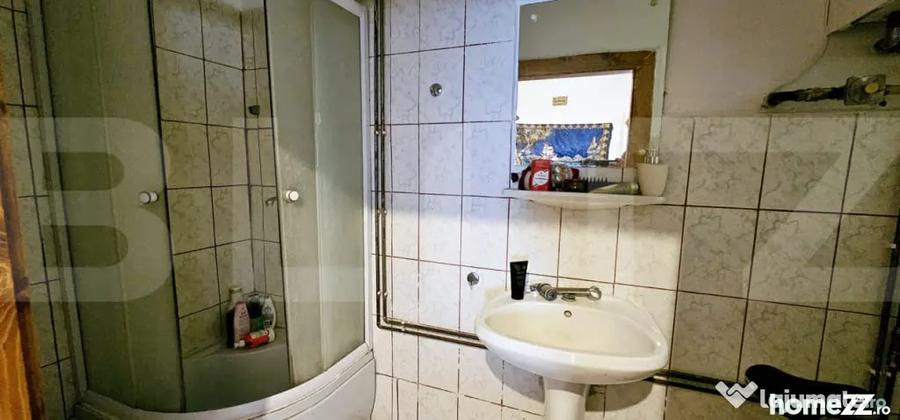 Casă cu 2 camere cu Teren 720 Mp în Central