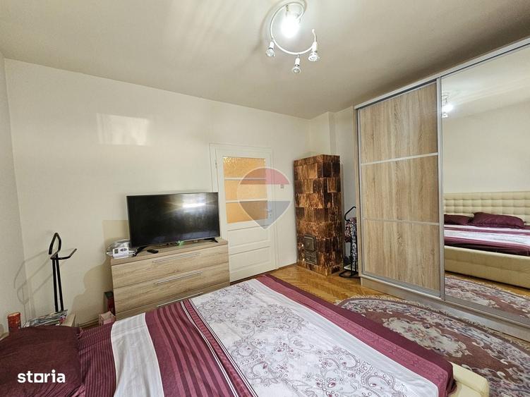 Casă cu 4 camere în Central