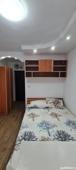 Garsonieră decomandată în Central