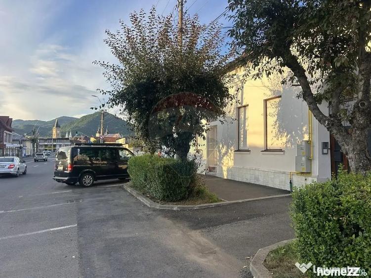 Spațiu comercial, de 100 mp, în Orașul Vechi