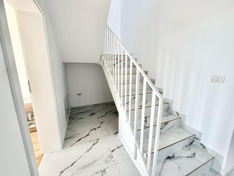 Duplex cu 4 camere cu Teren 269 Mp în Remetea Mare