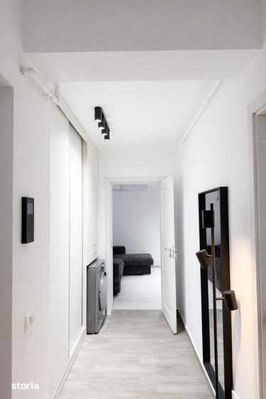 Apartament cu 2 camere decomandat, mobilat în Central