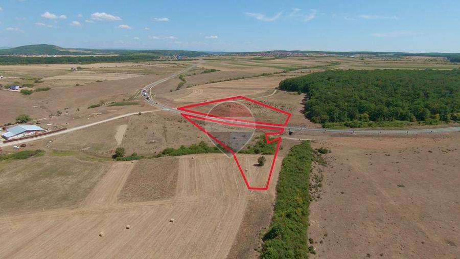 Teren Construcții intravilan de 16144 mp, în Exterior Sud