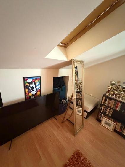 Duplex cu 5 camere cu Canalizare în Valea Lupului