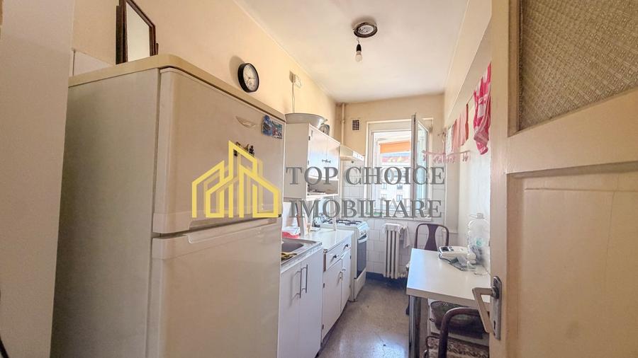 Apartament cu 2 camere semidecomandat în Calea Victoriei