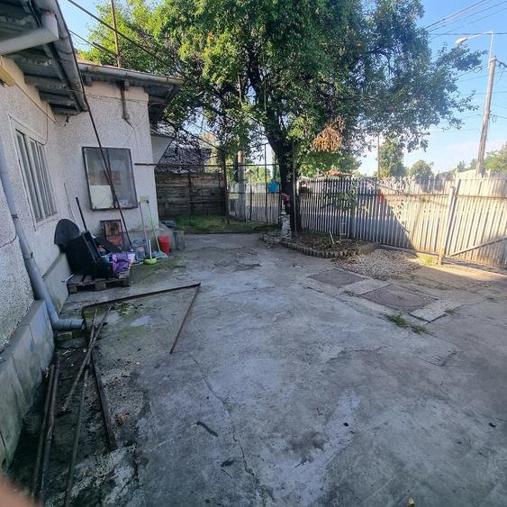 Casă cu Teren 176 Mp în Eroilor