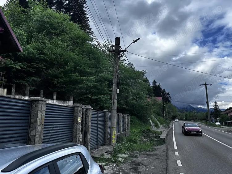 Casă cu 4 camere cu Teren 500 Mp în Sinaia