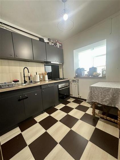 Apartament cu 3 camere decomandat, mobilat în Km 4-5