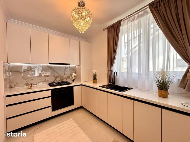 Apartament cu 5 camere în Cristian