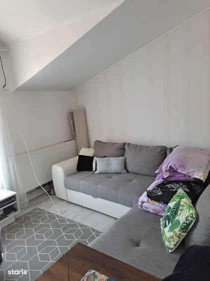 Apartament cu 3 camere în Decebal