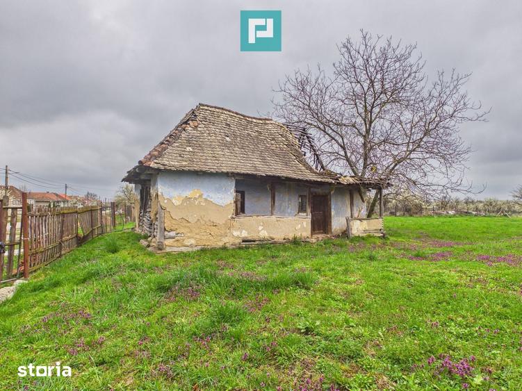 Teren de 2777 mp, în Oșorhei