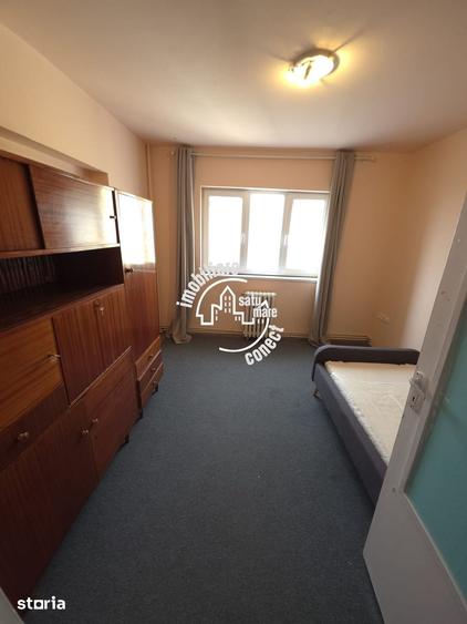 Apartament cu 4 camere decomandat în Central