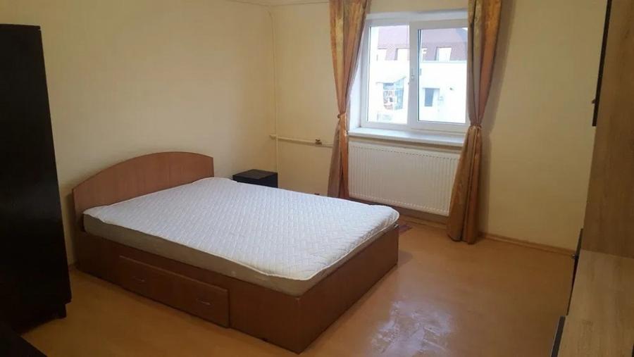 Apartament cu 3 camere decomandat în George Enescu