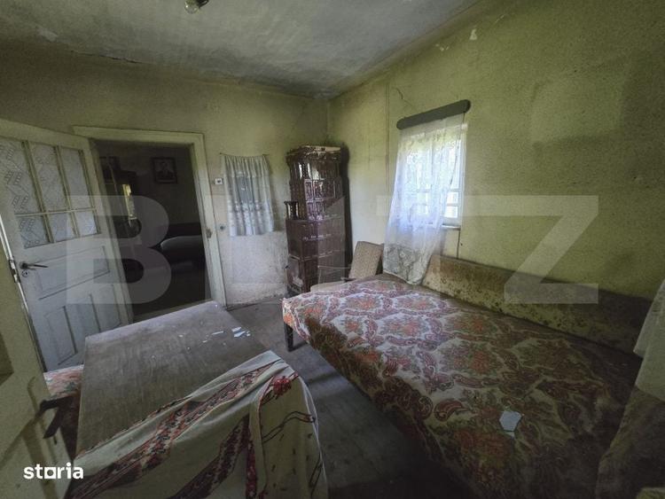 Casă cu 3 camere cu Teren 1954 Mp în Central