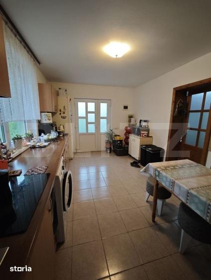 Casă cu 5 camere cu Teren 998 Mp în Central