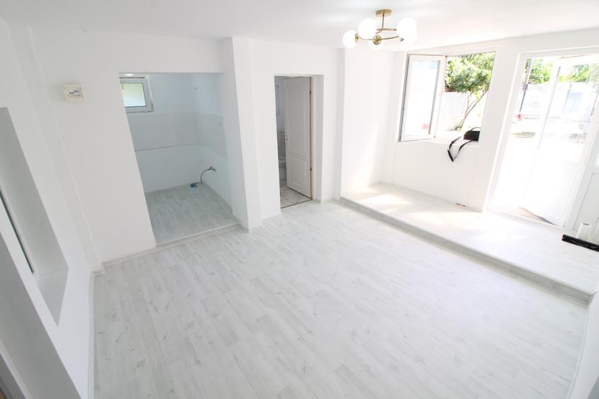 Casă cu 2 camere cu Teren 202 Mp în Bd. Coșbuc