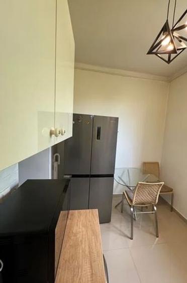 Apartament cu 2 camere decomandat în Vatra Luminoasă