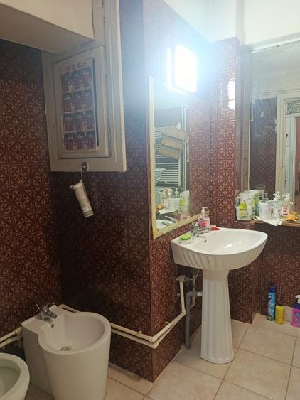 Apartament cu 2 camere semidecomandat în Cișmigiu