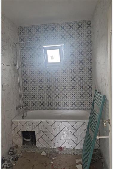 Casă individuală cu 3 camere cu Canalizare în Domnești