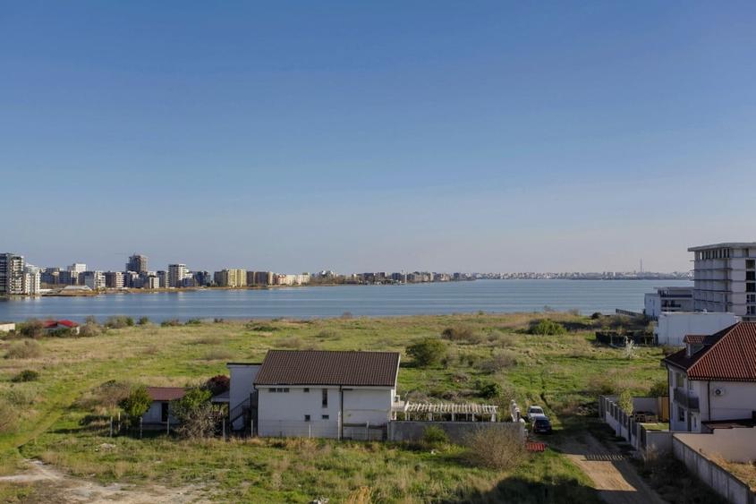 Apartament cu 2 camere decomandat în Mamaia